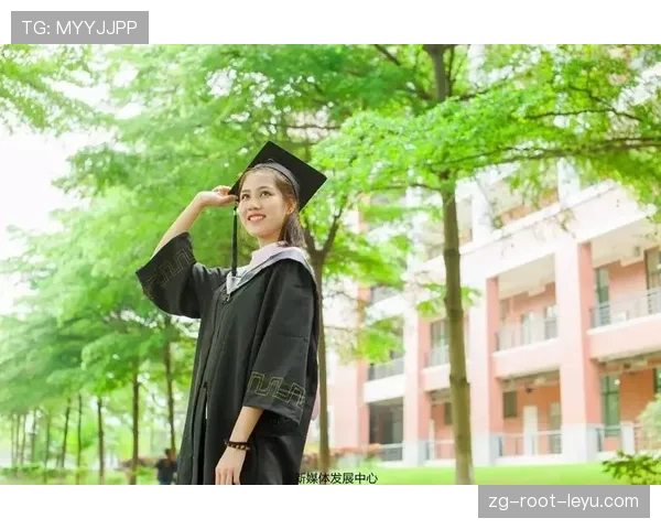 🎓 这一夜，随着他们的离去，80后球迷的绿茵青春正式画上了句号